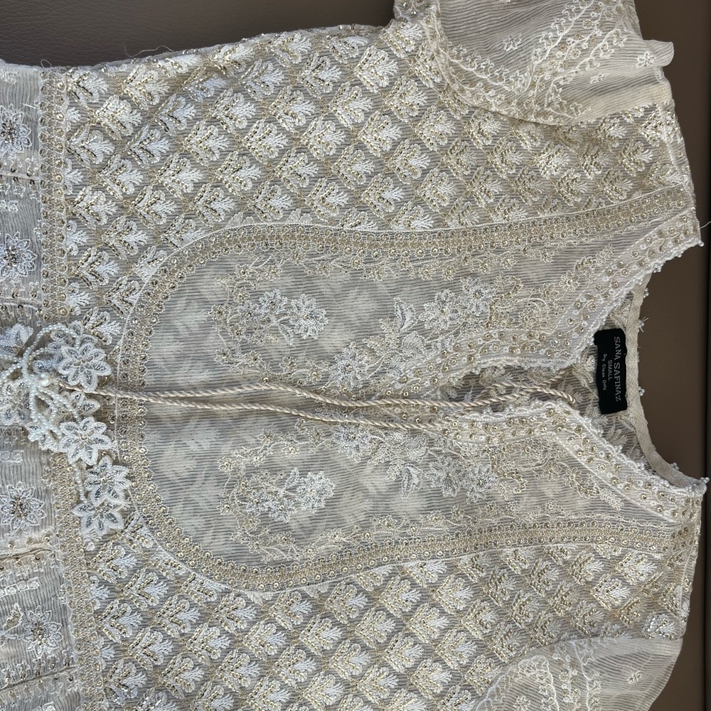 New Original Sana Safinaz Pakistani 4 piece creamish white anarkali dress - Picture 5 of 10
